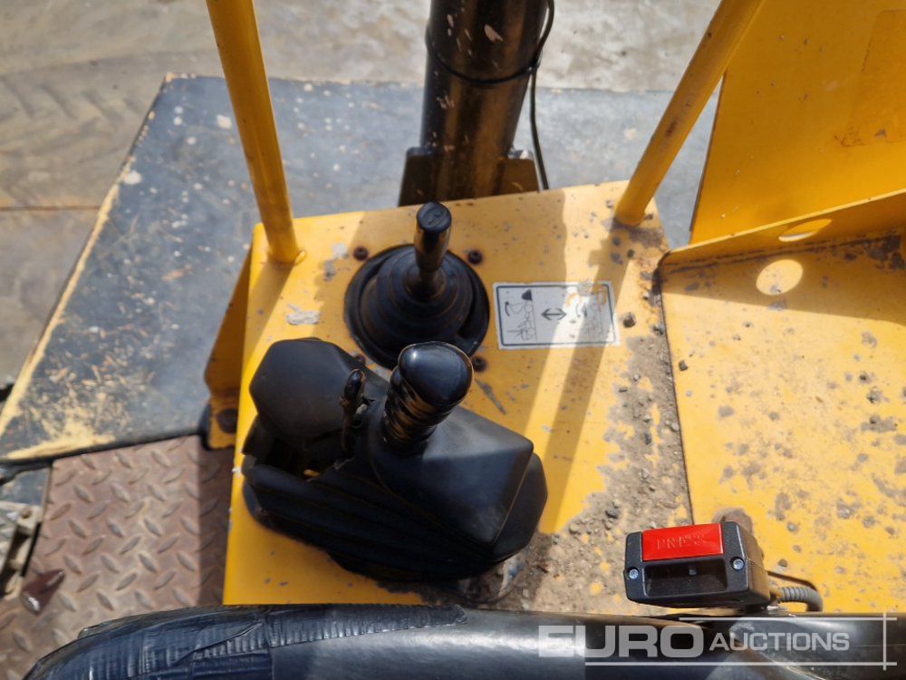 Mini-Kipper 2017 JCB 6TFT: das Bild 31