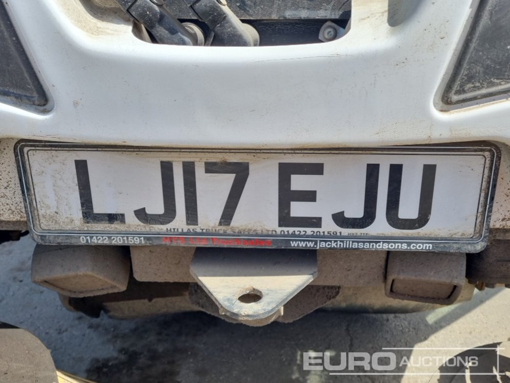 Kehrmaschine 2017 Johnston 4x2 Road Sweeper, Reverse Camera, Automatic Gearbox (Category S Insurance Loss, Runs No Drive): das Bild 40