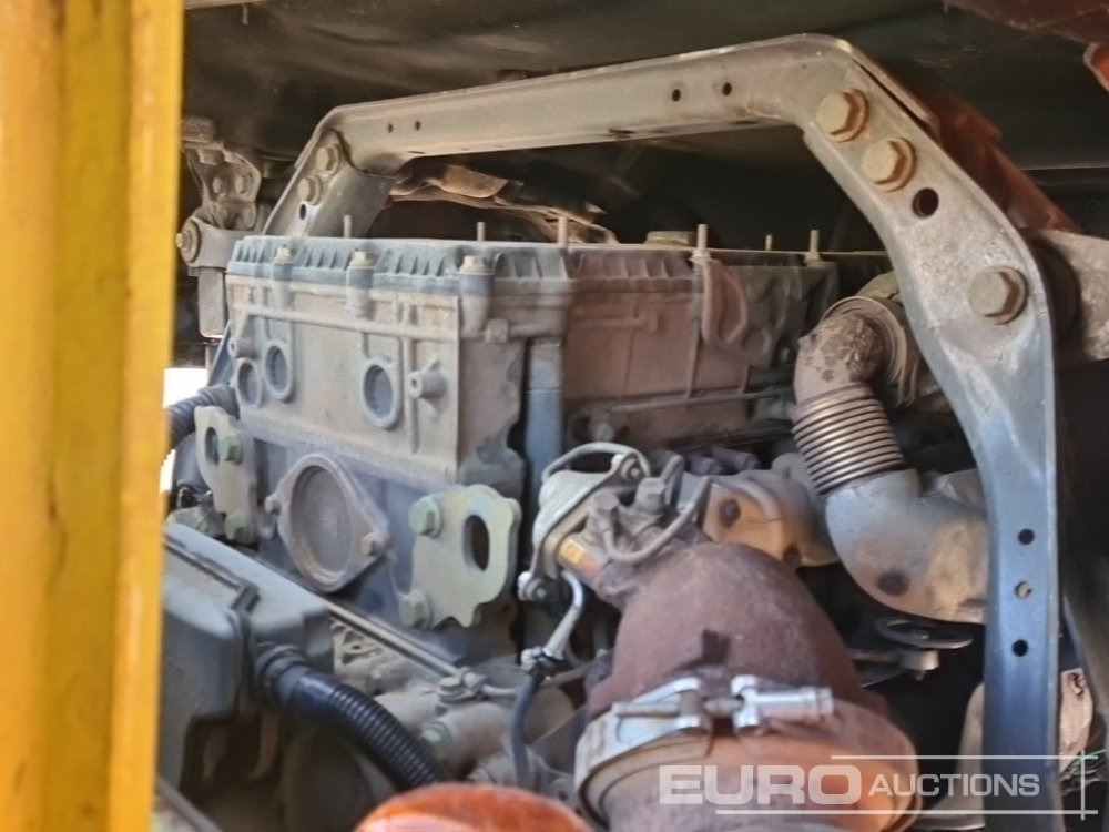 Pritsche LKW Für die Beförderung von schwere Technik 2017 Mercedes Arocs 3240: das Bild 18