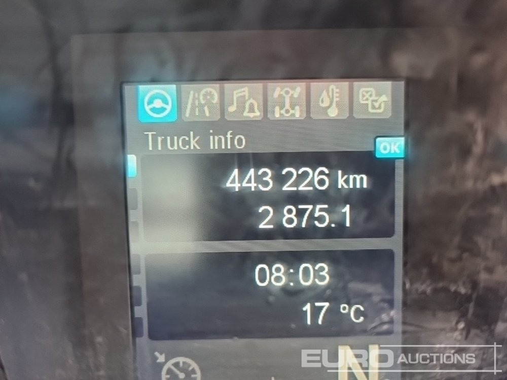 Pritsche LKW Für die Beförderung von schwere Technik 2017 Mercedes Arocs 3240: das Bild 47