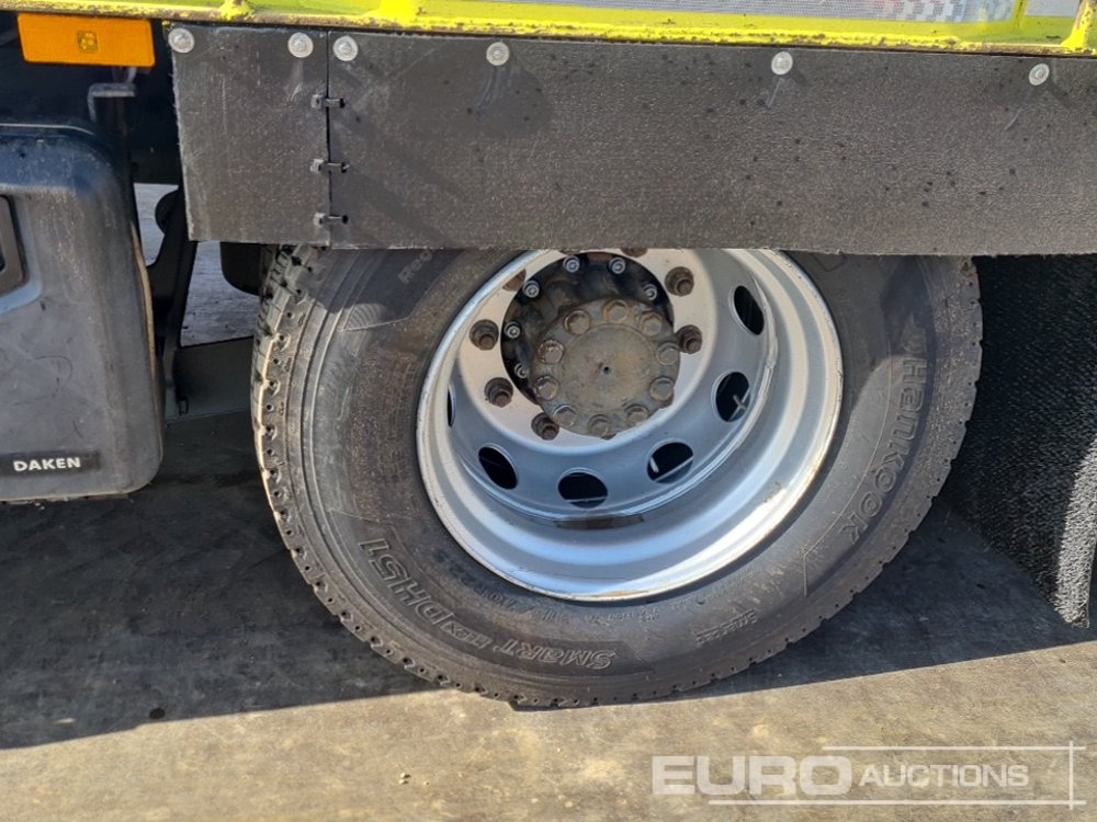 Pritsche LKW Für die Beförderung von schwere Technik 2017 Mercedes Arocs 3240: das Bild 11