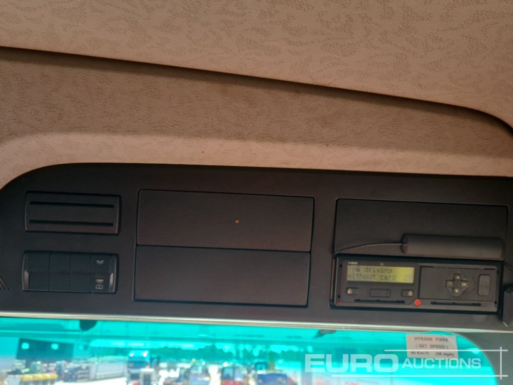Pritsche LKW Für die Beförderung von schwere Technik 2017 Mercedes Arocs 3240: das Bild 46