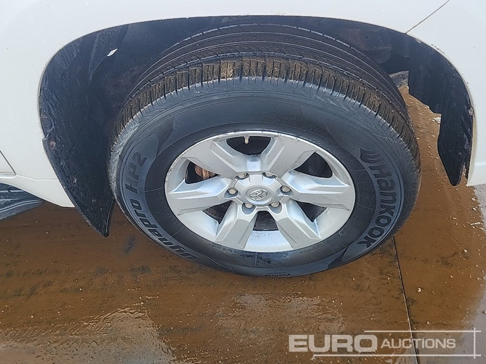 SUV/ Geländewagen 2017 Toyota Land Cruiser: das Bild 12 SUV/ Geländewagen 2017 Toyota Land Cruiser: das Bild 12