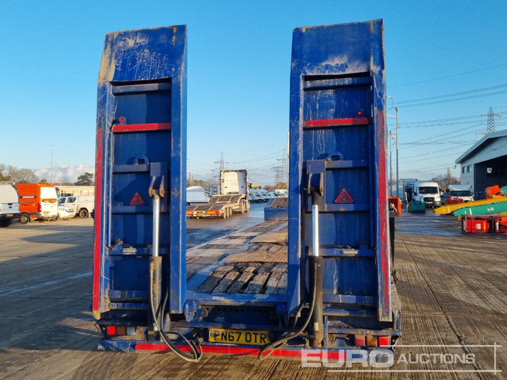 2018 McCauley Tri Axle Step Frame Low Loader Trailer, Out Riggers, Hydraulic Ramps - Tieflader Auflieger: das Bild 4 2018 McCauley Tri Axle Step Frame Low Loader Trailer, Out Riggers, Hydraulic Ramps - Tieflader Auflieger: das Bild 4