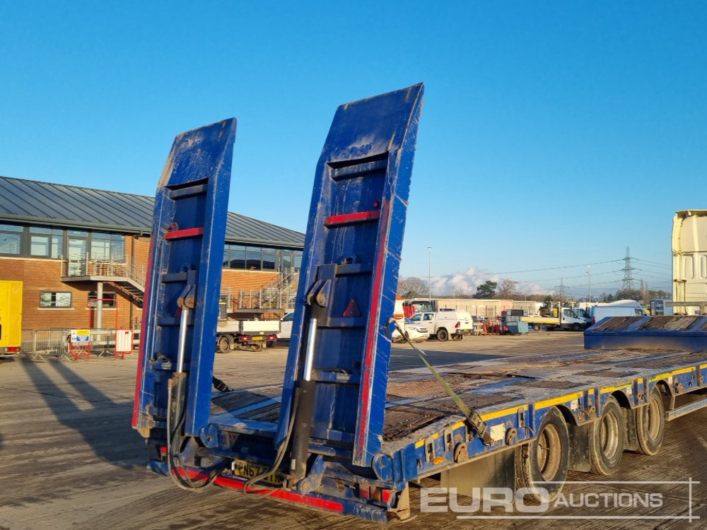 2018 McCauley Tri Axle Step Frame Low Loader Trailer, Out Riggers, Hydraulic Ramps - Tieflader Auflieger: das Bild 5 2018 McCauley Tri Axle Step Frame Low Loader Trailer, Out Riggers, Hydraulic Ramps - Tieflader Auflieger: das Bild 5