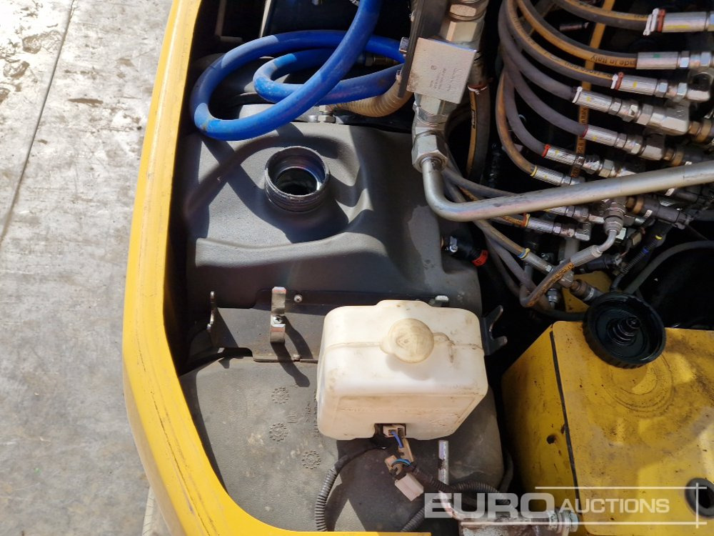 Minibagger 2019 Komatsu PC80MR-5: das Bild 38