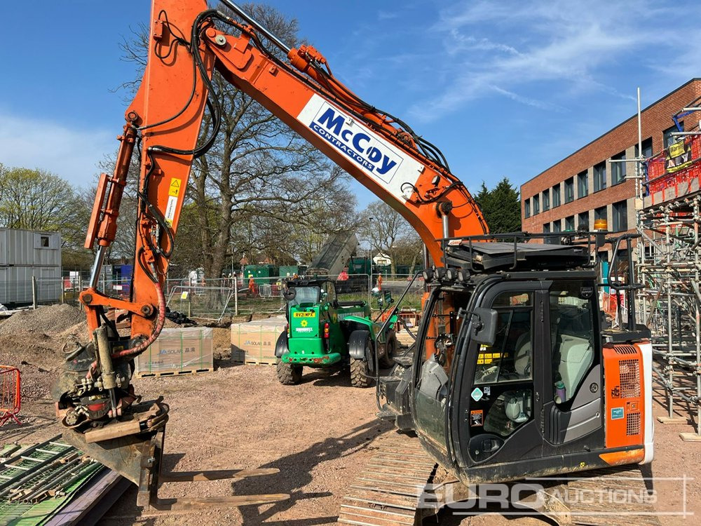 2020 Hitachi ZX135USBL-6 - Kettenbagger: das Bild 3 2020 Hitachi ZX135USBL-6 - Kettenbagger: das Bild 3