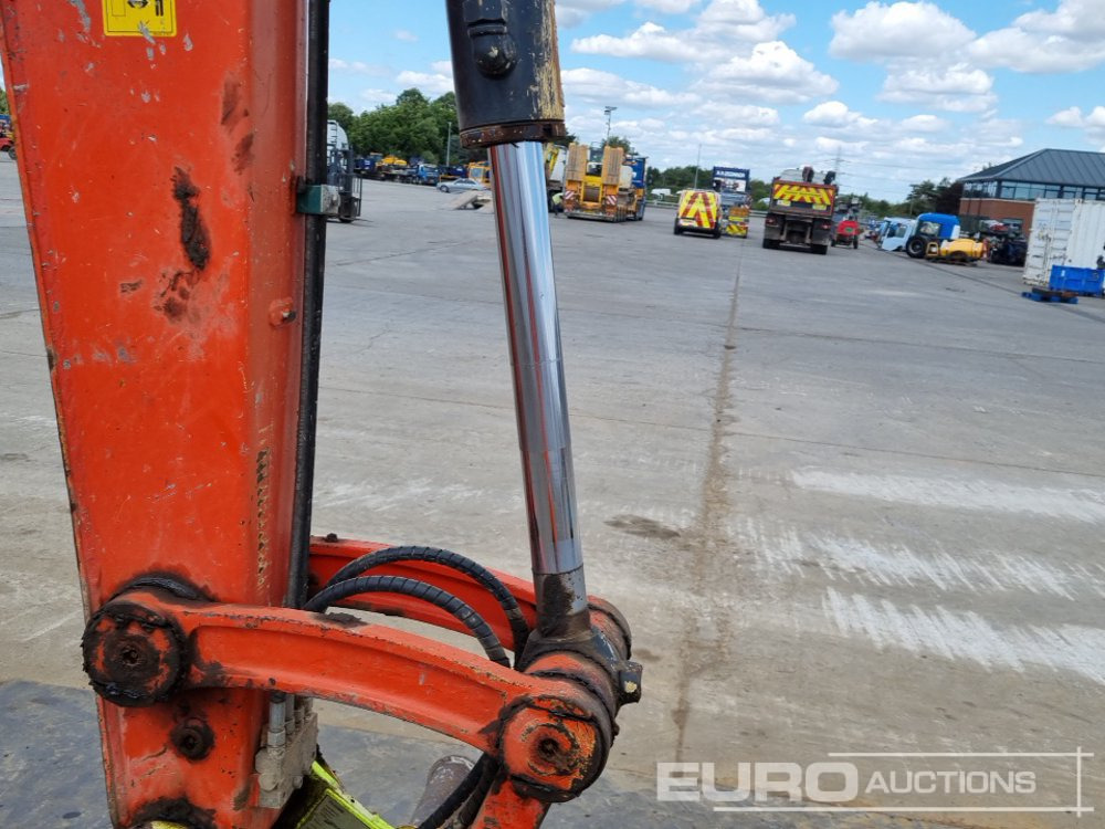 Minibagger 2021 Kubota KX080-4A2: das Bild 23