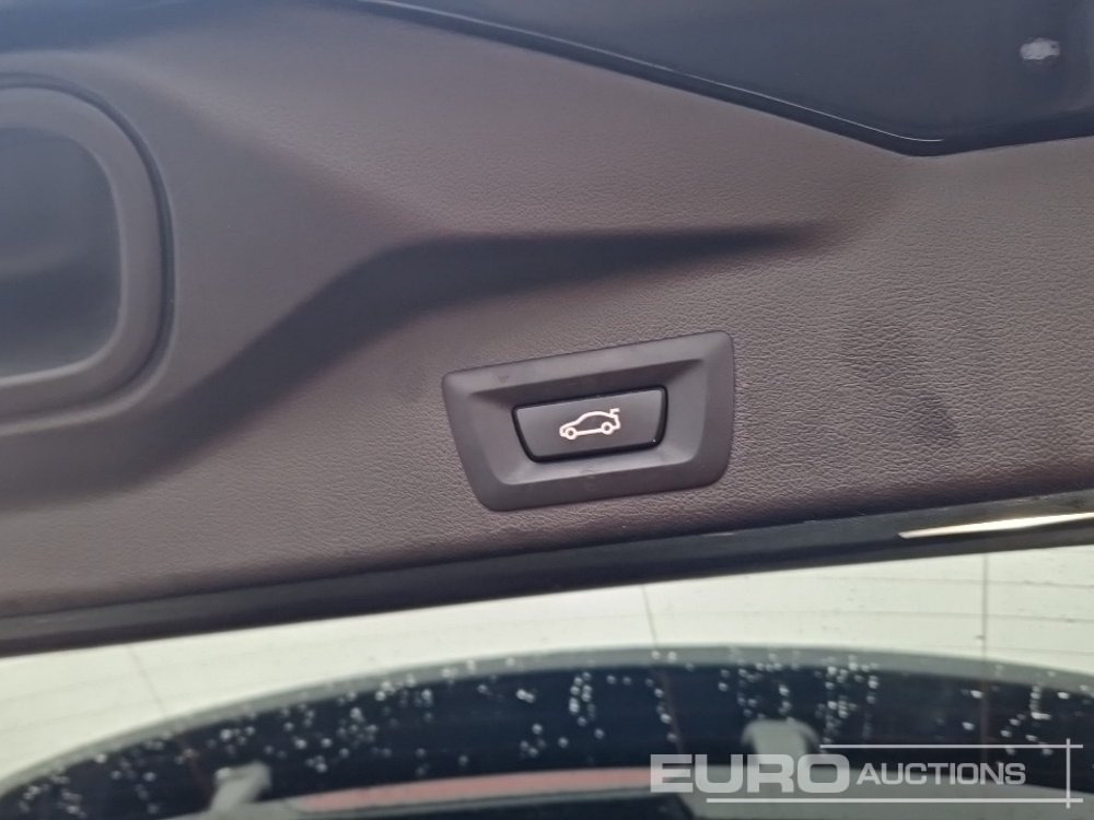 SUV/ Geländewagen 2022 BMW X5 45E M-Sport: das Bild 23