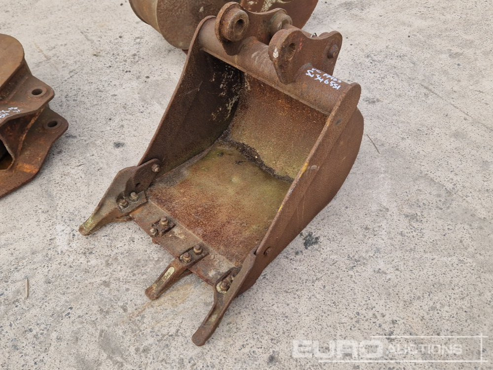 24" Digging Bucket 45mm Pin to suit 4-6 Ton Excavator - Schaufel: das Bild 1 24" Digging Bucket 45mm Pin to suit 4-6 Ton Excavator - Schaufel: das Bild 1