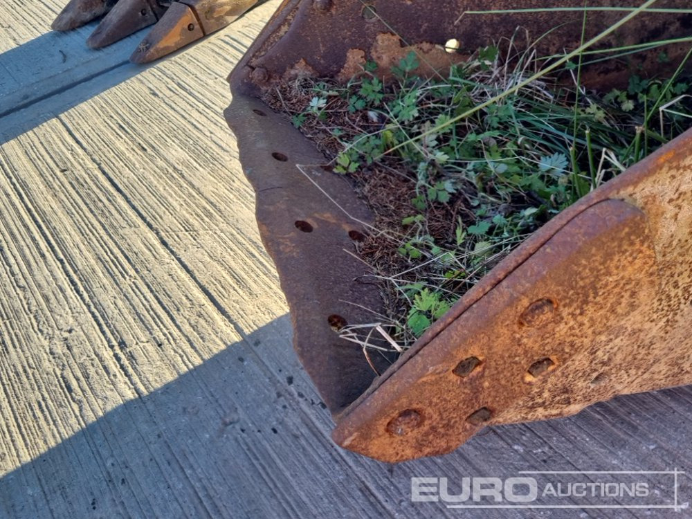 Schaufel 30" Digging Bucket 65mm Pin to suit 13 Ton Excavator: das Bild 9 Schaufel 30" Digging Bucket 65mm Pin to suit 13 Ton Excavator: das Bild 9