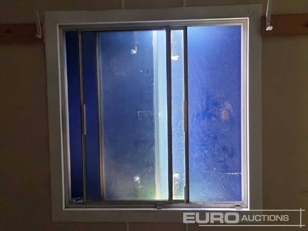 Seecontainer 30' x 10' Canteen, Drying Room (Cannot Be Reconsigned): das Bild 34