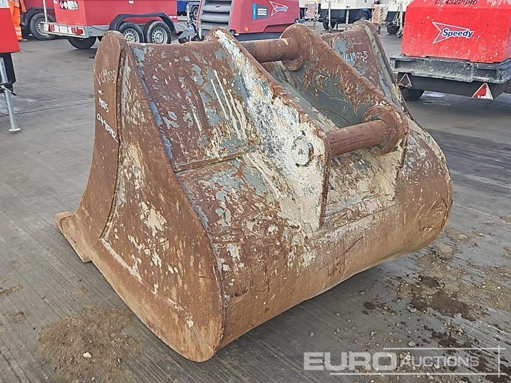 46" Scoop Bucket 80mm Pin to suit 20 Ton Excavator - Schaufel: das Bild 3 46" Scoop Bucket 80mm Pin to suit 20 Ton Excavator - Schaufel: das Bild 3