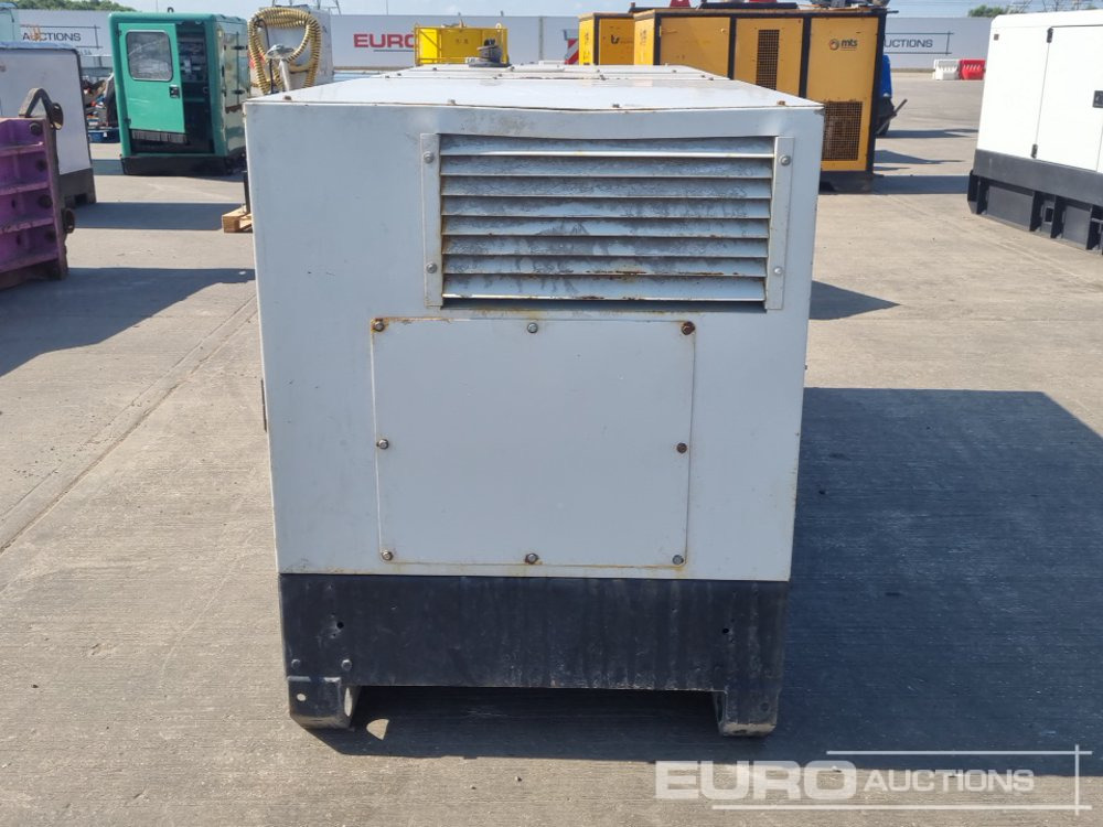 70kVA Generator, Perkins Engine - Stromgenerator: das Bild 4 70kVA Generator, Perkins Engine - Stromgenerator: das Bild 4