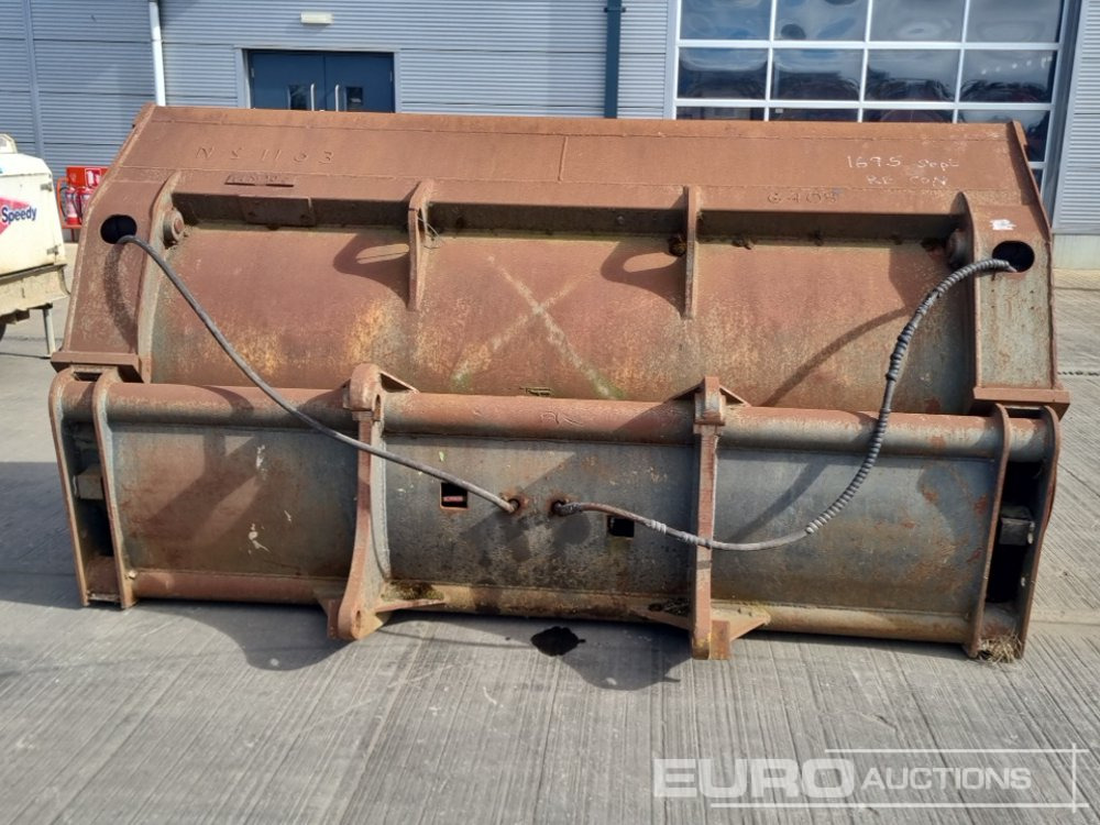 Allied 124" Hydraulic Hi Tip Bucket to suit Wheeled Loader - Schaufel: das Bild 4 Allied 124" Hydraulic Hi Tip Bucket to suit Wheeled Loader - Schaufel: das Bild 4