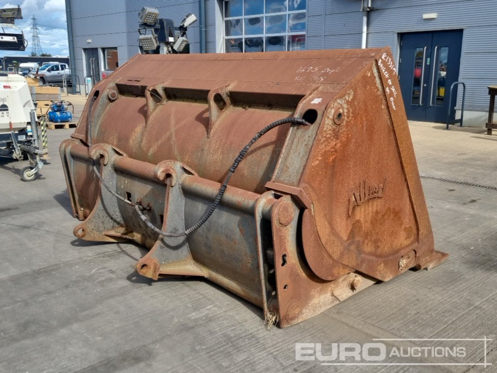 Allied 124" Hydraulic Hi Tip Bucket to suit Wheeled Loader - Schaufel: das Bild 5 Allied 124" Hydraulic Hi Tip Bucket to suit Wheeled Loader - Schaufel: das Bild 5