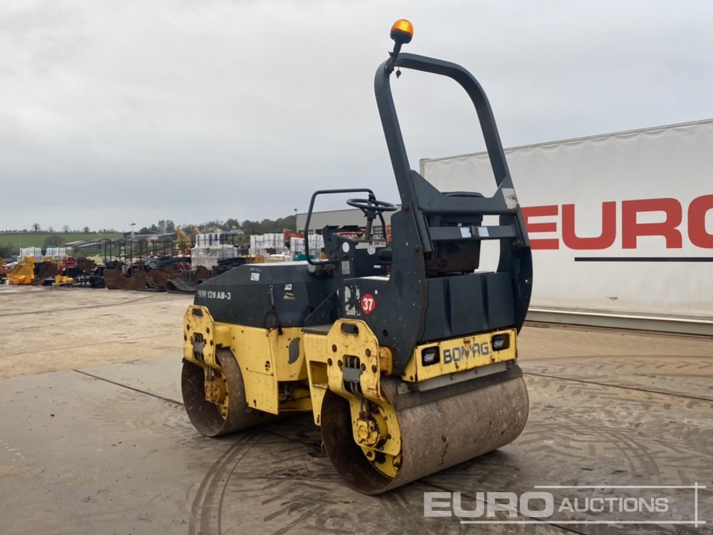 Bomag BW120AD-3 - Walzen: das Bild 3 Bomag BW120AD-3 - Walzen: das Bild 3