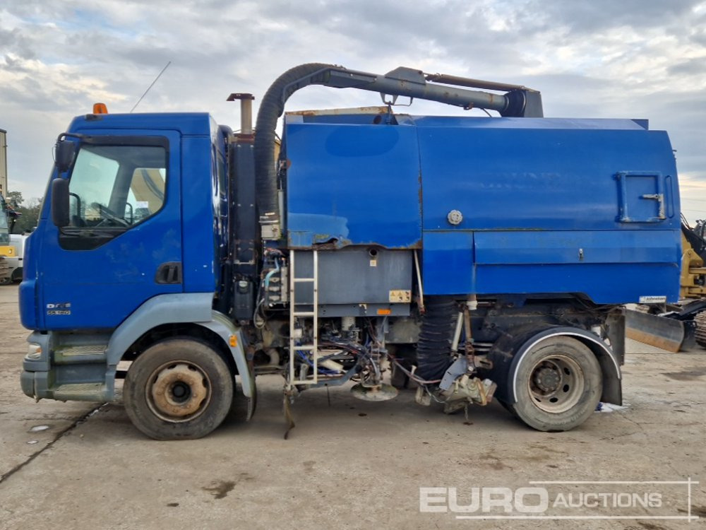 DAF LF55.160 - Kehrmaschine: das Bild 2 DAF LF55.160 - Kehrmaschine: das Bild 2