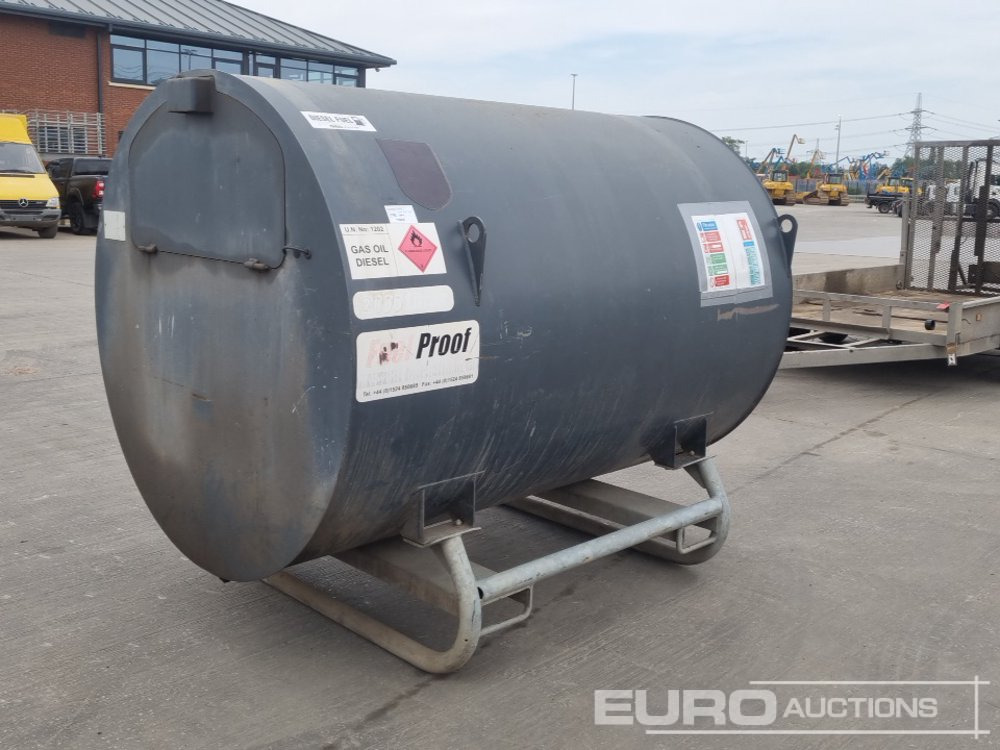 Fuel Proof 2000 Litre Bunded Fuel bowser, Eletric Pump, Fuel Meter - Lagertank: das Bild 1 Fuel Proof 2000 Litre Bunded Fuel bowser, Eletric Pump, Fuel Meter - Lagertank: das Bild 1
