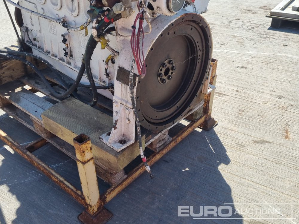 Motor GM 6 Cylinder Engine: das Bild 14