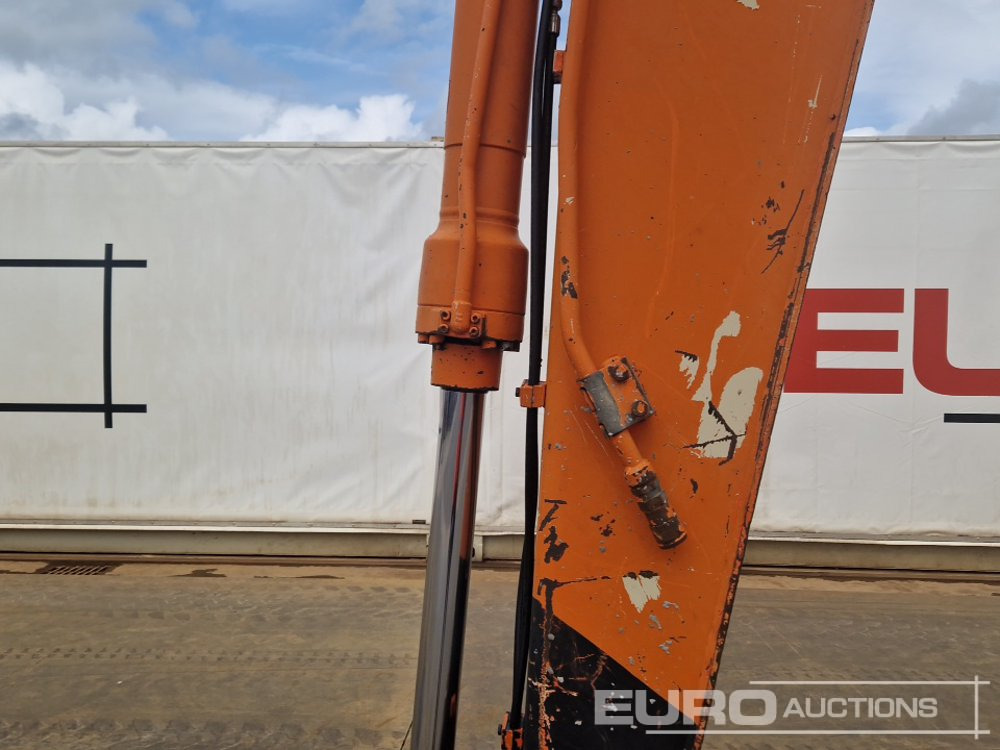 Kettenbagger Hitachi EX135: das Bild 12