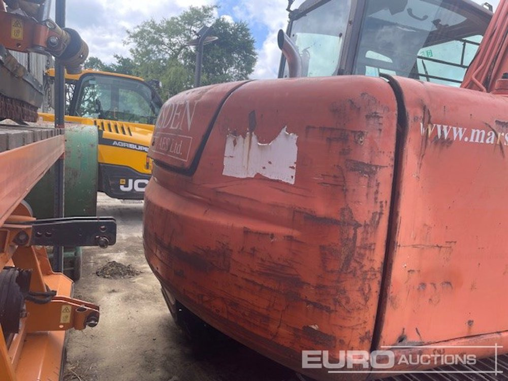 Hitachi ZX70 - Minibagger: das Bild 5 Hitachi ZX70 - Minibagger: das Bild 5