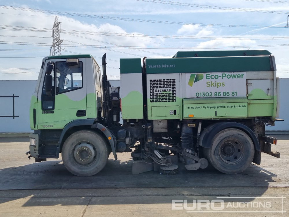 Iveco 150E22 - Kehrmaschine: das Bild 2 Iveco 150E22 - Kehrmaschine: das Bild 2