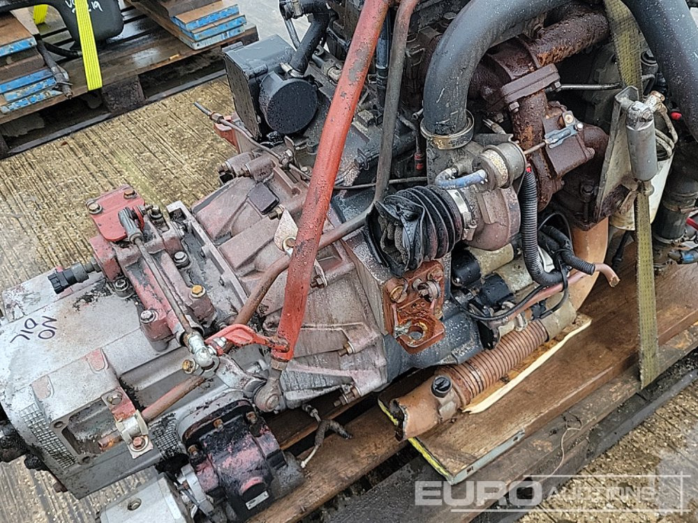Motor Iveco 4 Cylinder Engine, Gearbox: das Bild 22