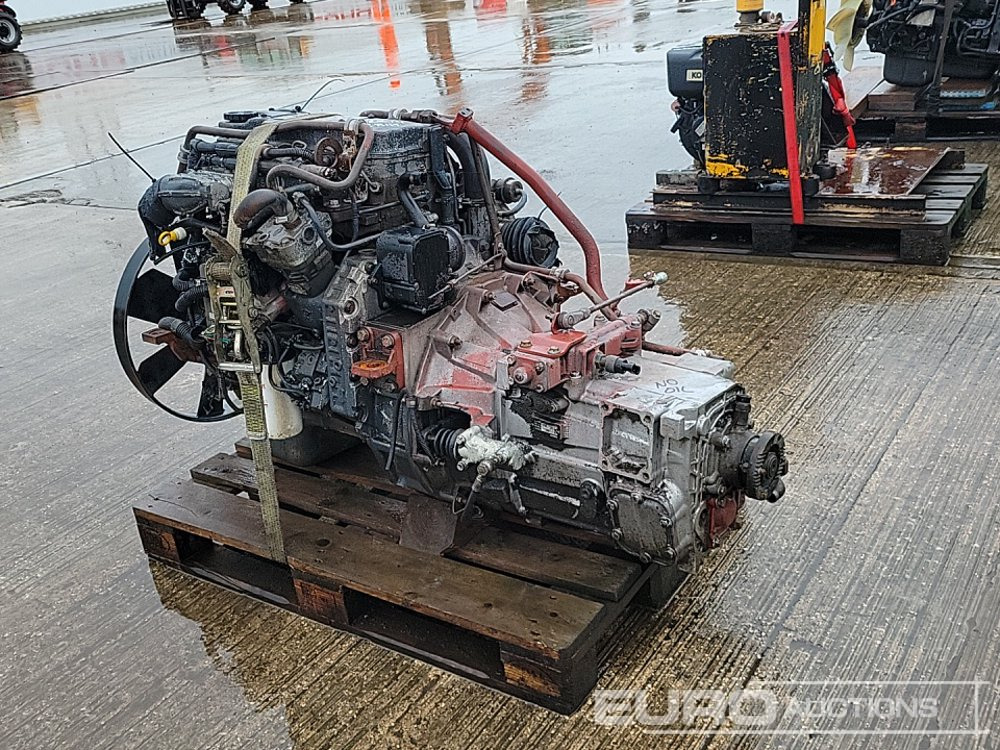 Iveco 4 Cylinder Engine, Gearbox - Motor: das Bild 3 Iveco 4 Cylinder Engine, Gearbox - Motor: das Bild 3