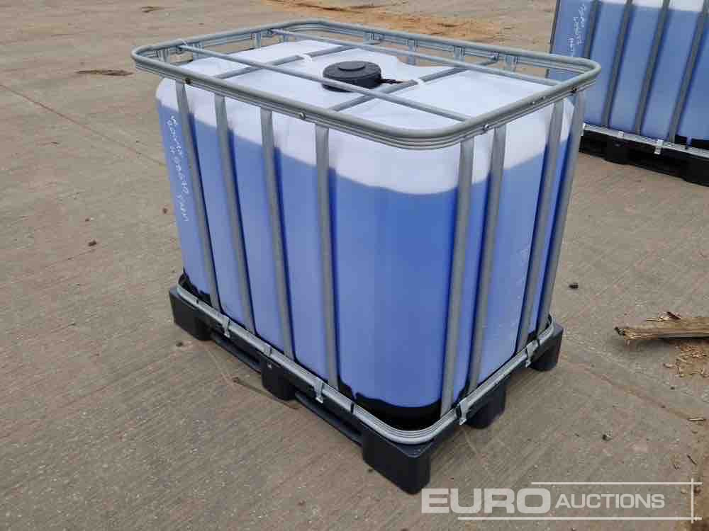 600 Litre IBC of Traffic Film Remover - Landmaschine: das Bild 3 600 Litre IBC of Traffic Film Remover - Landmaschine: das Bild 3