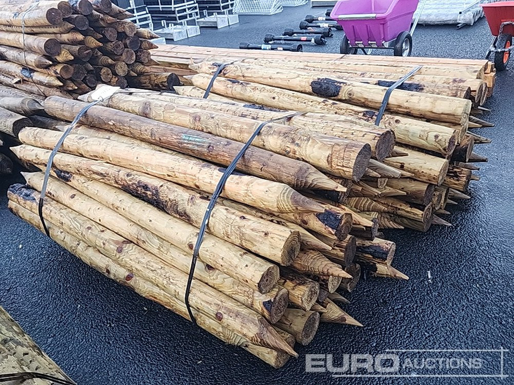 Bundle of Timber Posts (2 of) - Landmaschine: das Bild 4 Bundle of Timber Posts (2 of) - Landmaschine: das Bild 4