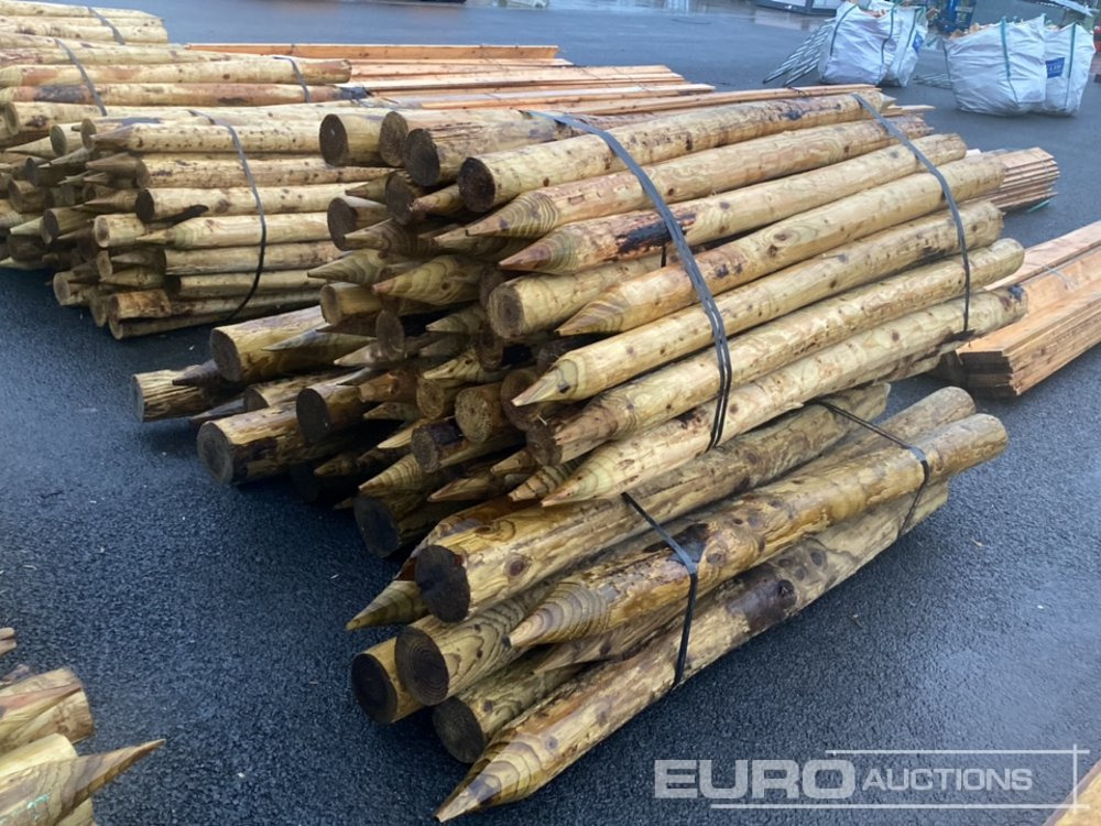 Bundle of Timber Posts (3 of) - Landmaschine: das Bild 3 Bundle of Timber Posts (3 of) - Landmaschine: das Bild 3
