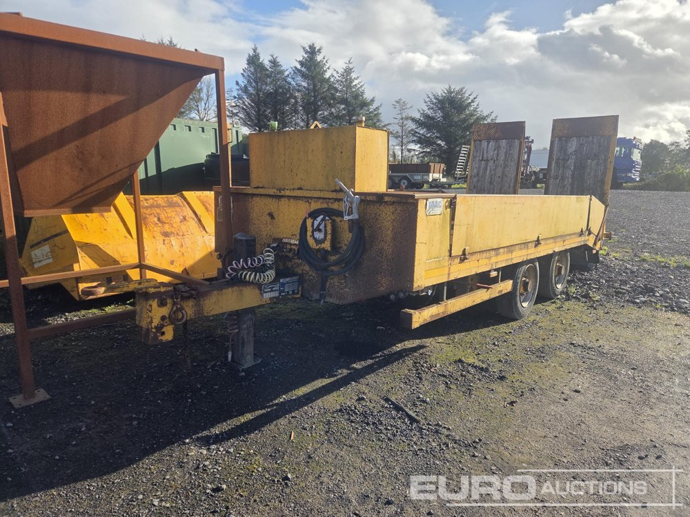 MAC Low Loader, Bowser - Baumaschinenanhänger: das Bild 2 MAC Low Loader, Bowser - Baumaschinenanhänger: das Bild 2