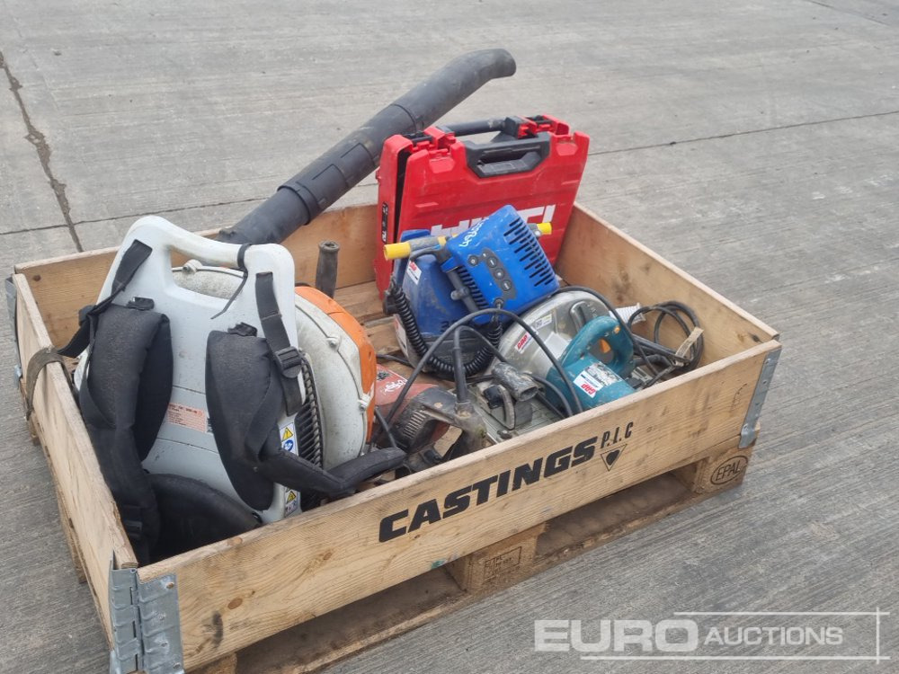 Makita 110 Vot Circular Saw, Stihl Petrol Backpack Leaf Blower, Portable LED Light, Hilti 110 Volt Diamond Drill, Hilti 110 Volt Hammer Drill - Baugeräte: das Bild 3 Makita 110 Vot Circular Saw, Stihl Petrol Backpack Leaf Blower, Portable LED Light, Hilti 110 Volt Diamond Drill, Hilti 110 Volt Hammer Drill - Baugeräte: das Bild 3