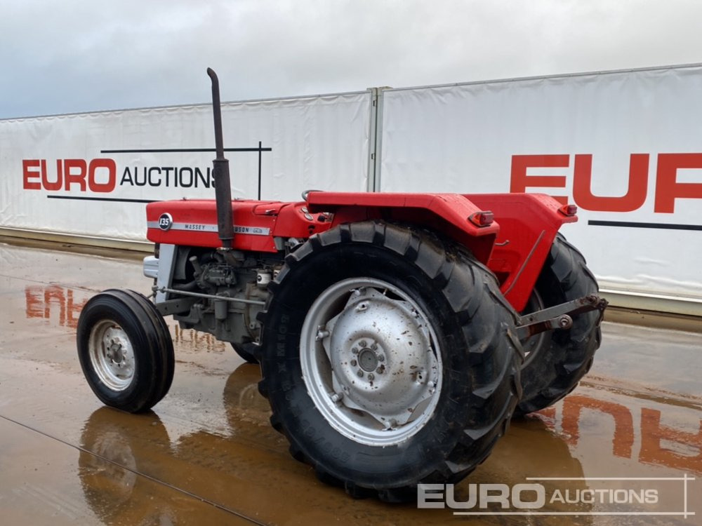 Massey Ferguson 135 - Traktor: das Bild 3 Massey Ferguson 135 - Traktor: das Bild 3