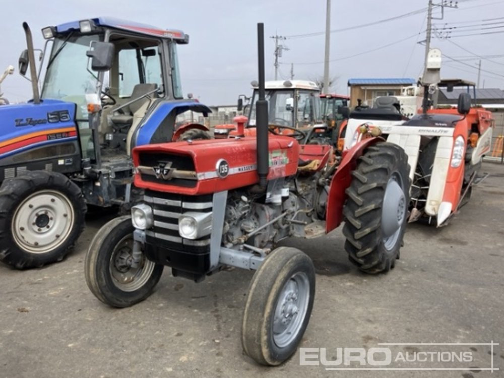 Massey Ferguson 135 - Traktor: das Bild 1 Massey Ferguson 135 - Traktor: das Bild 1
