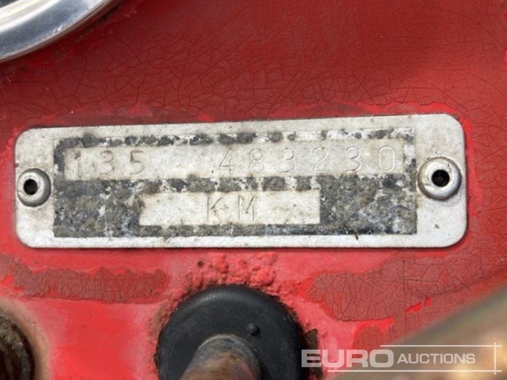 Massey Ferguson 135 - Traktor: das Bild 5 Massey Ferguson 135 - Traktor: das Bild 5