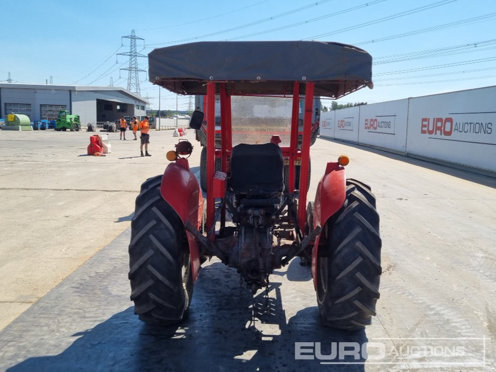 Massey Ferguson MF135 - Traktor: das Bild 4 Massey Ferguson MF135 - Traktor: das Bild 4