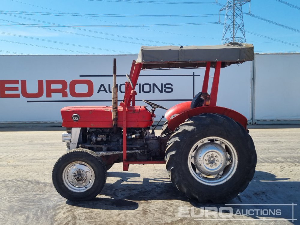 Massey Ferguson MF135 - Traktor: das Bild 2 Massey Ferguson MF135 - Traktor: das Bild 2