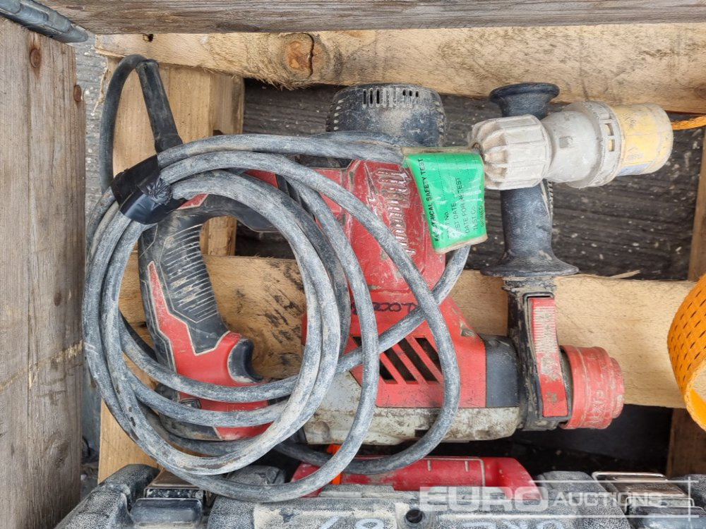 Milwaukee 110 Volt Hammer Drill (5 of), Makita 110 Volt Hammer Drill, 110 Volt Jigsaw, Metabo 110 Volt Hammer Drill - Baugeräte: das Bild 5 Milwaukee 110 Volt Hammer Drill (5 of), Makita 110 Volt Hammer Drill, 110 Volt Jigsaw, Metabo 110 Volt Hammer Drill - Baugeräte: das Bild 5