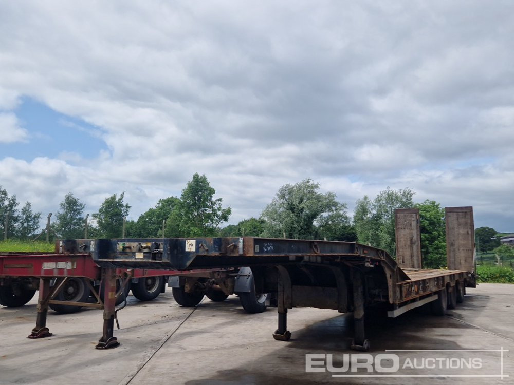 Montracon Tri Axle, Step Frame, Low Loader, BPW Axles, Hydraulic Ramps - Tieflader Auflieger: das Bild 1 Montracon Tri Axle, Step Frame, Low Loader, BPW Axles, Hydraulic Ramps - Tieflader Auflieger: das Bild 1