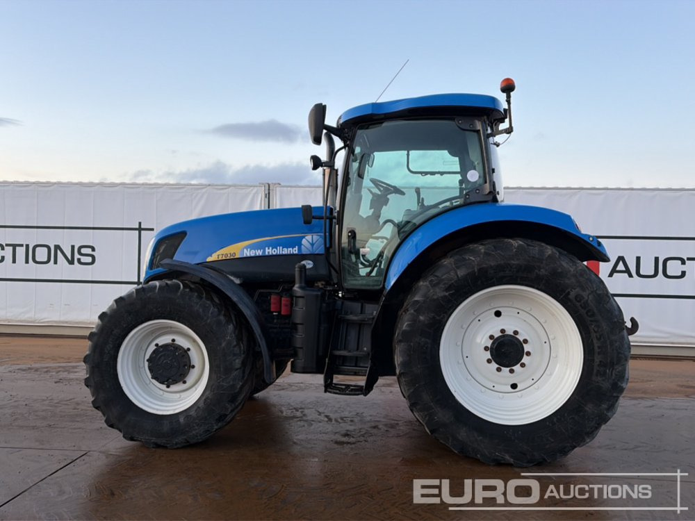 New Holland T7030 - Traktor: das Bild 2 New Holland T7030 - Traktor: das Bild 2