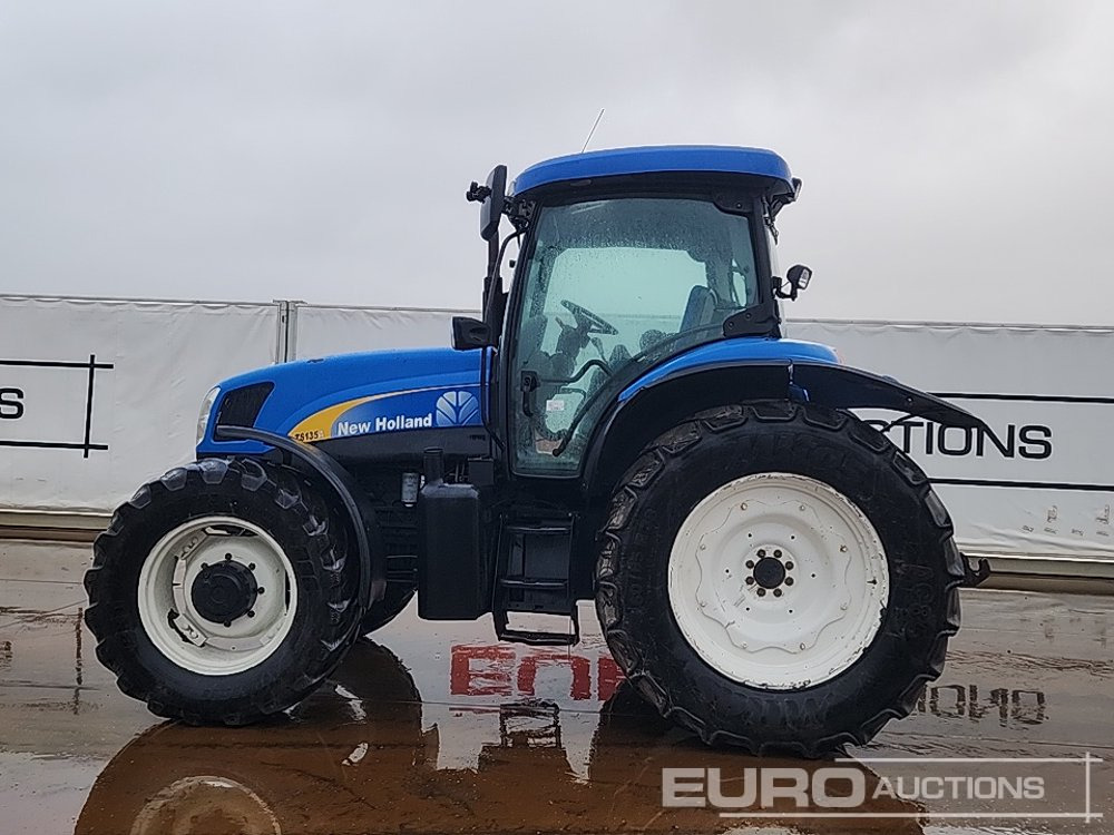 New Holland TS135A - Traktor: das Bild 2 New Holland TS135A - Traktor: das Bild 2
