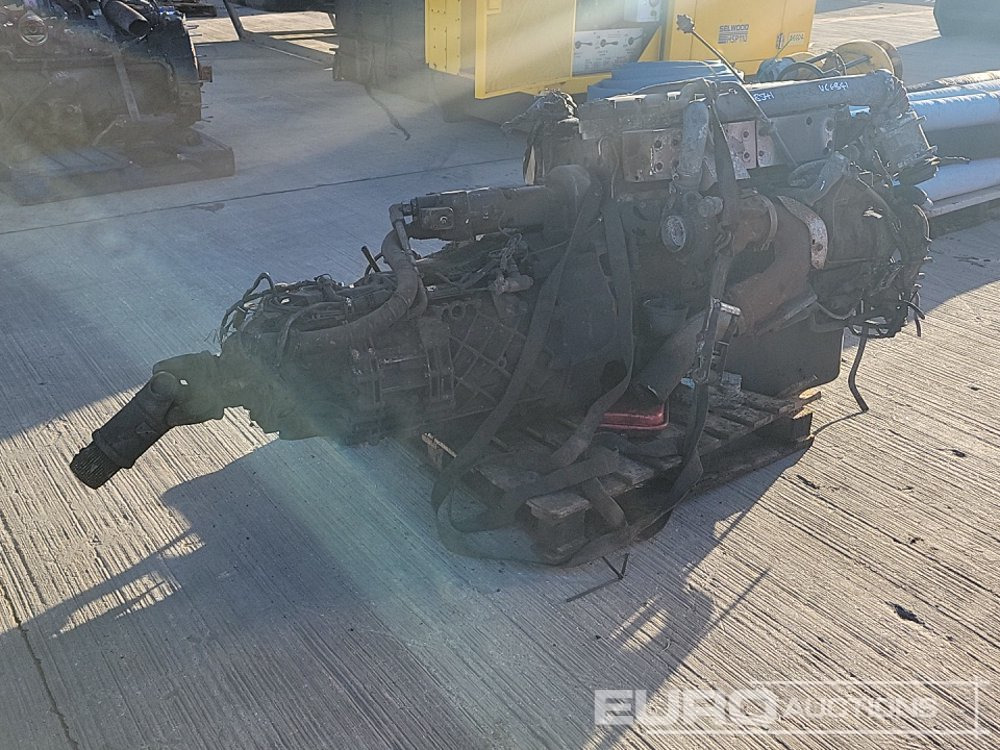 Paccar 6 Cylinder Engine, Gearbox - Motor: das Bild 5 Paccar 6 Cylinder Engine, Gearbox - Motor: das Bild 5