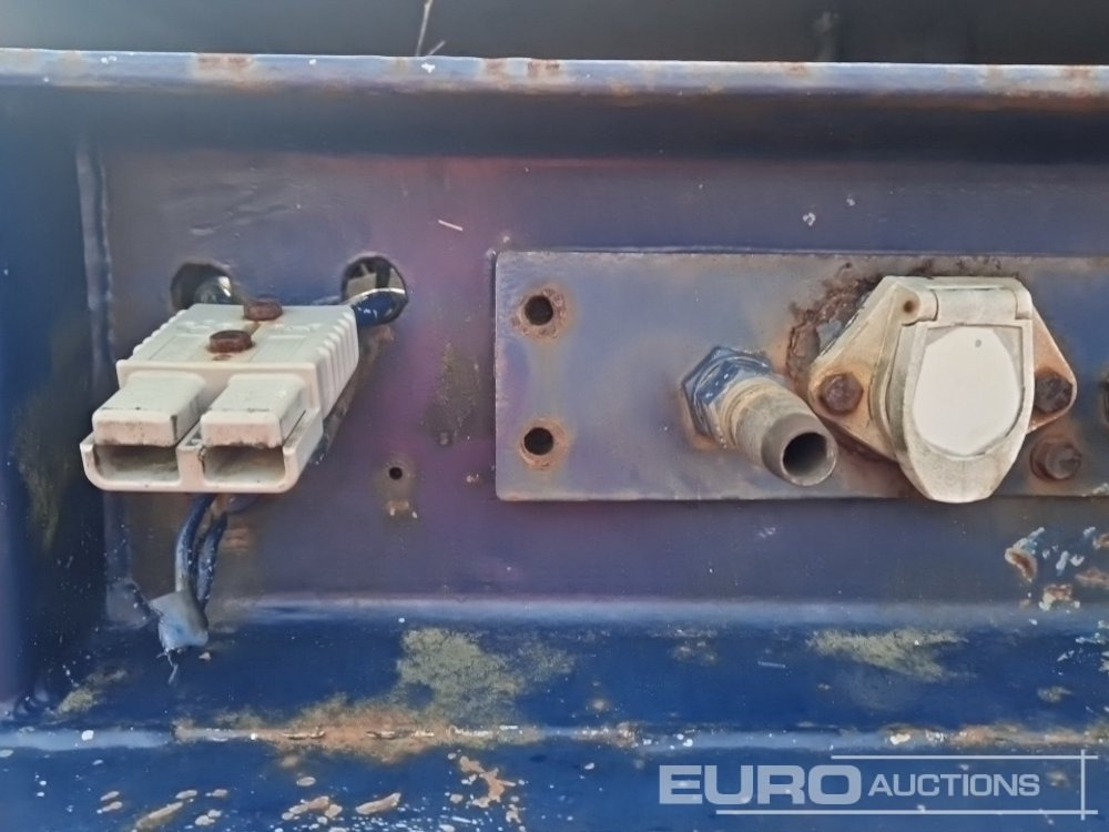 SDC Tri Axle Stepframe Low Loader, Hydraulic Ramps - Tieflader Auflieger: das Bild 5 SDC Tri Axle Stepframe Low Loader, Hydraulic Ramps - Tieflader Auflieger: das Bild 5