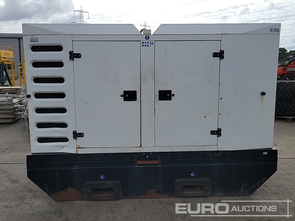 SDMO R110 - Stromgenerator: das Bild 2 SDMO R110 - Stromgenerator: das Bild 2