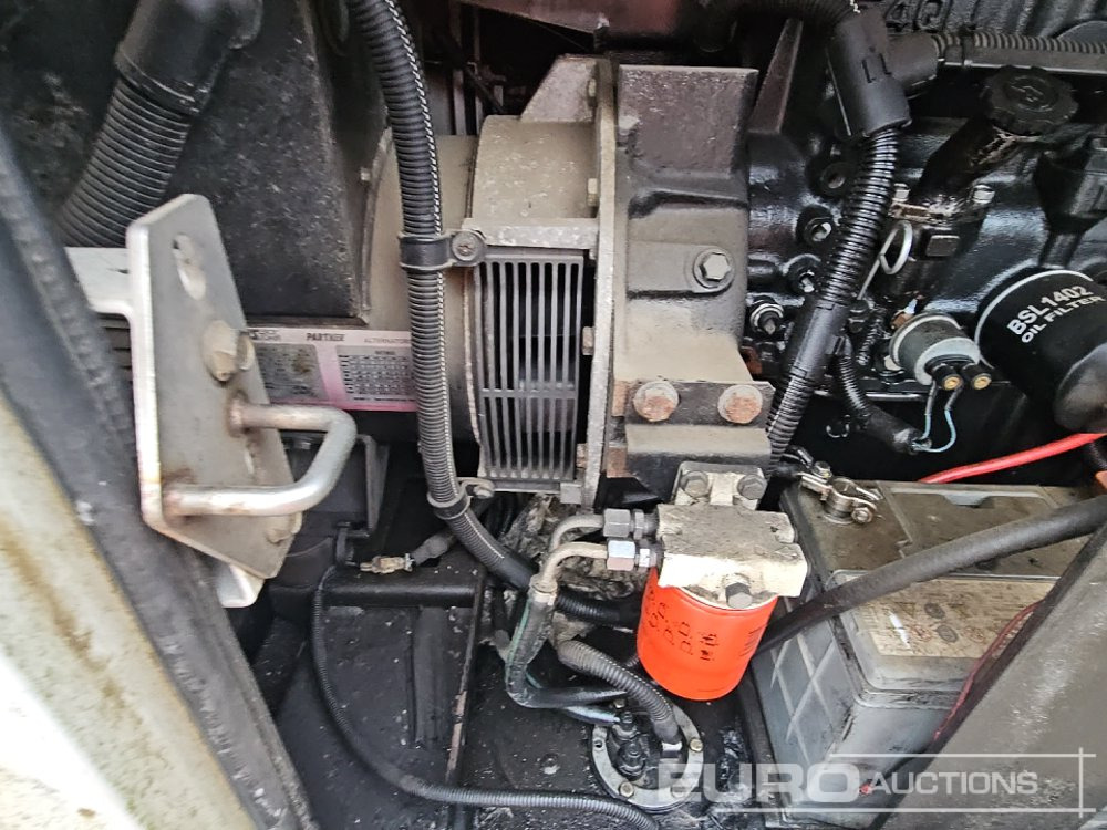 Stromgenerator SDMO R22: das Bild 12 Stromgenerator SDMO R22: das Bild 12