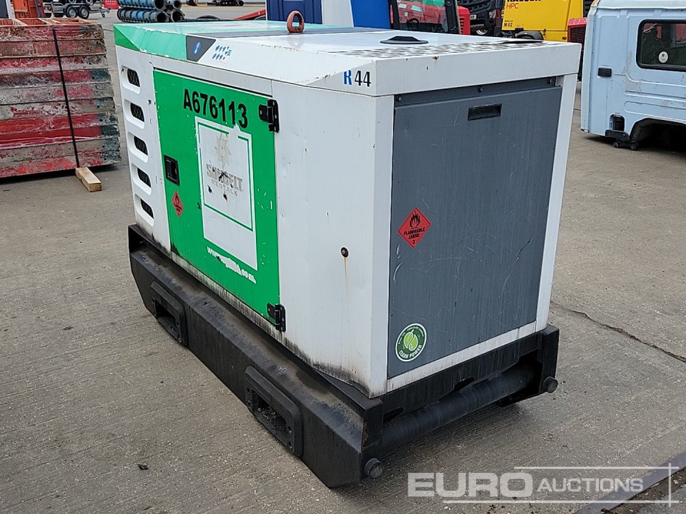 SDMO R44 - Stromgenerator: das Bild 3 SDMO R44 - Stromgenerator: das Bild 3