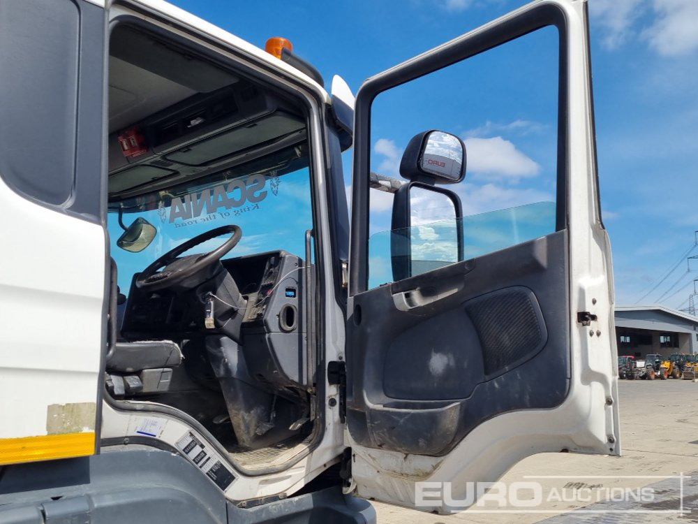 Abrollkipper Scania P360: das Bild 34