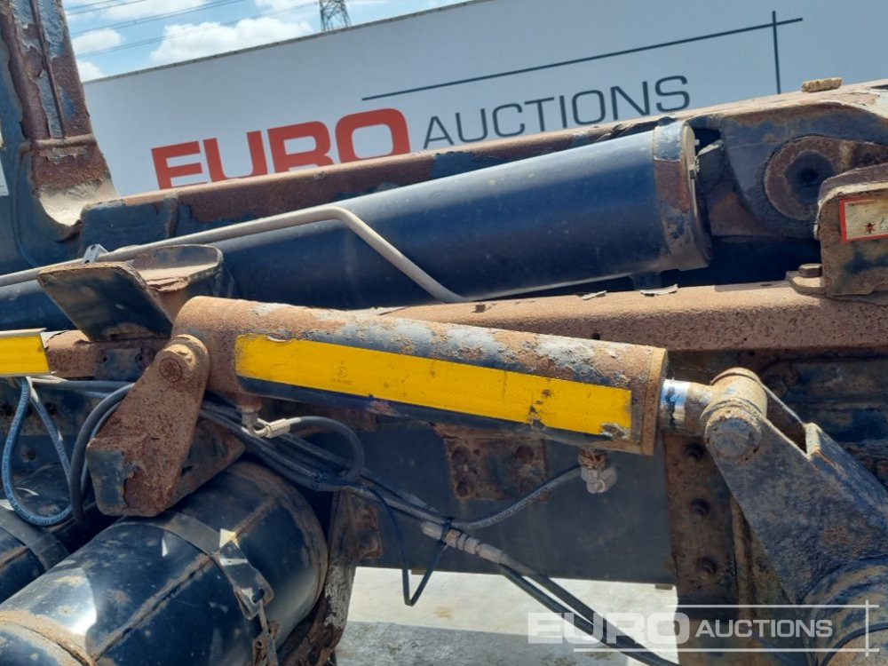 Abrollkipper Scania P360: das Bild 21